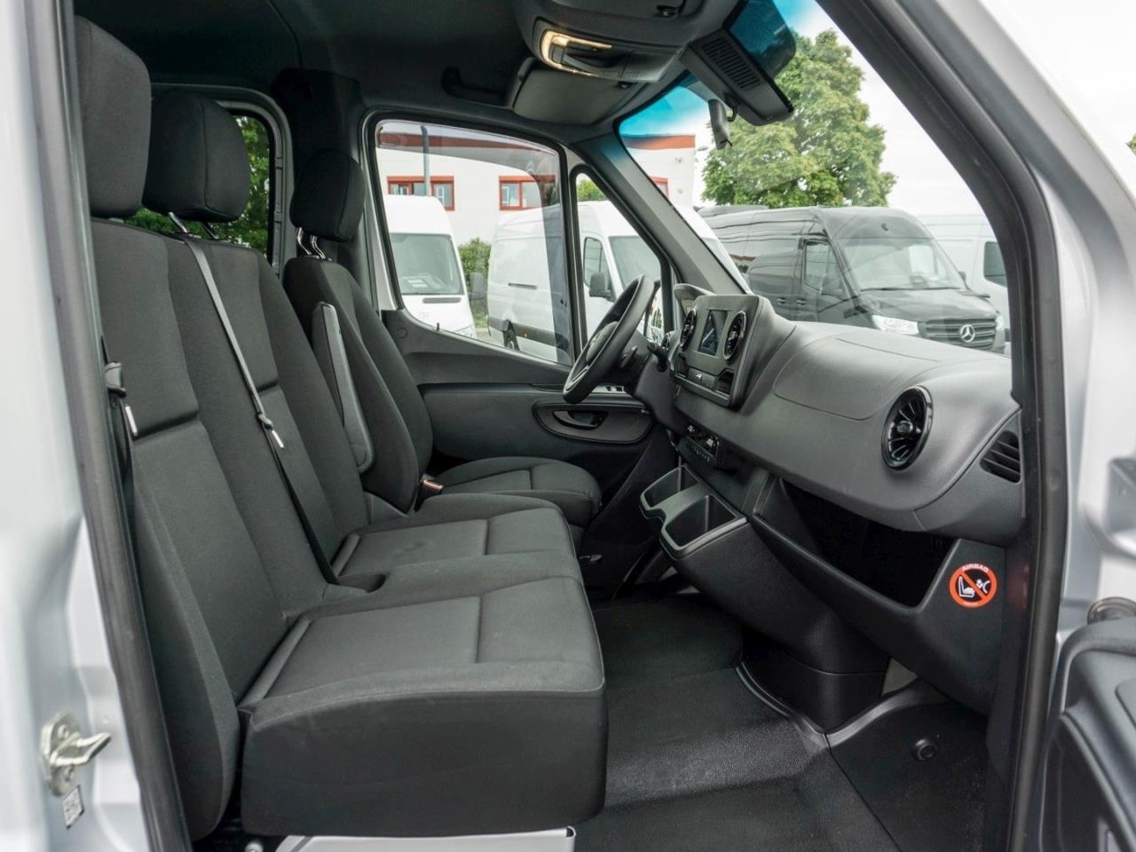 Mercedes-Benz Sprinter 216 CDI Tourer Standard Navi Standhzg