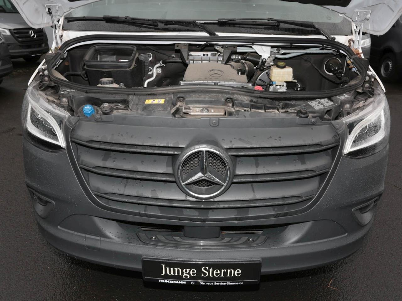 Mercedes-Benz Sprinter 315 CDI Pritsche Standard Navi AHK LED