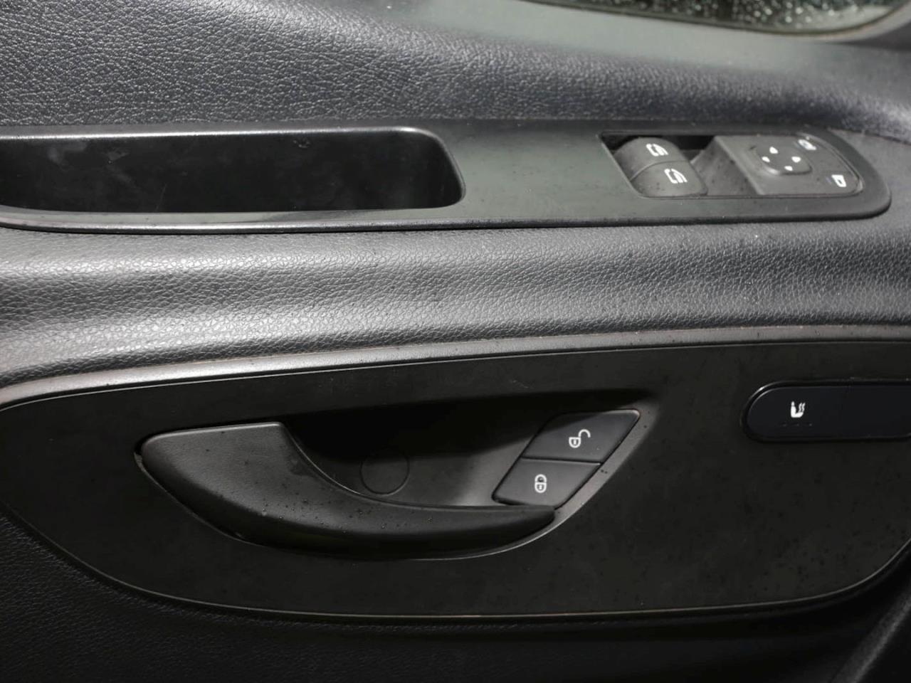 Mercedes-Benz Sprinter 315 CDI Pritsche Standard Navi AHK LED