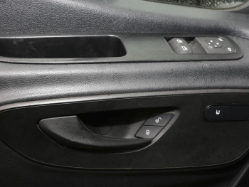 Mercedes-Benz Sprinter 315 CDI Pritsche Standard Navi AHK LED