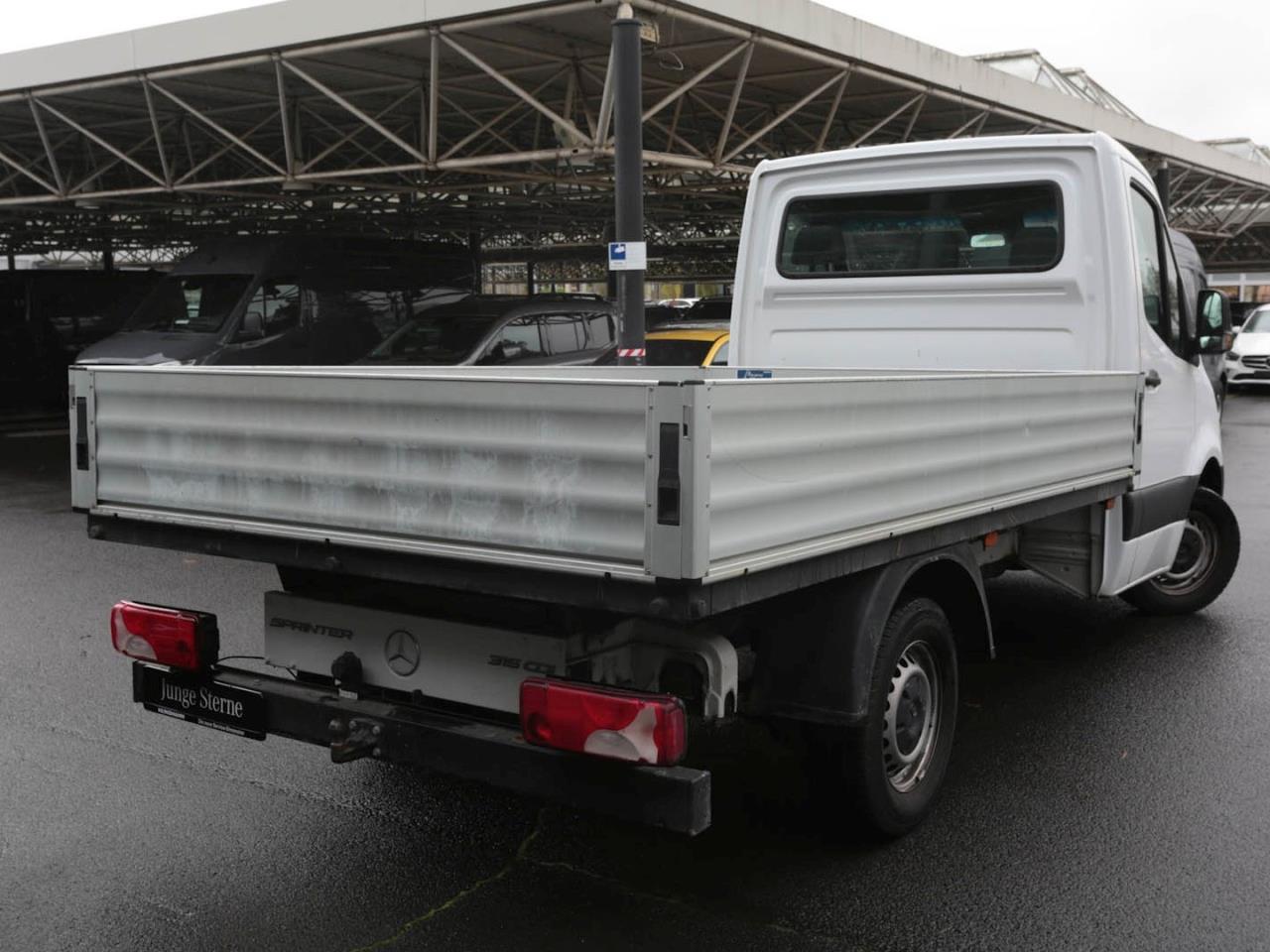 Mercedes-Benz Sprinter 315 CDI Pritsche Standard Navi AHK LED