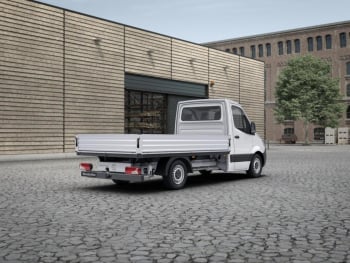 Mercedes-Benz Sprinter 315 CDI Pritsche Standard Navi AHK LED
