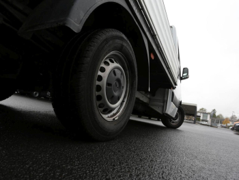 Mercedes-Benz Sprinter 315 CDI Pritsche Standard Navi AHK LED