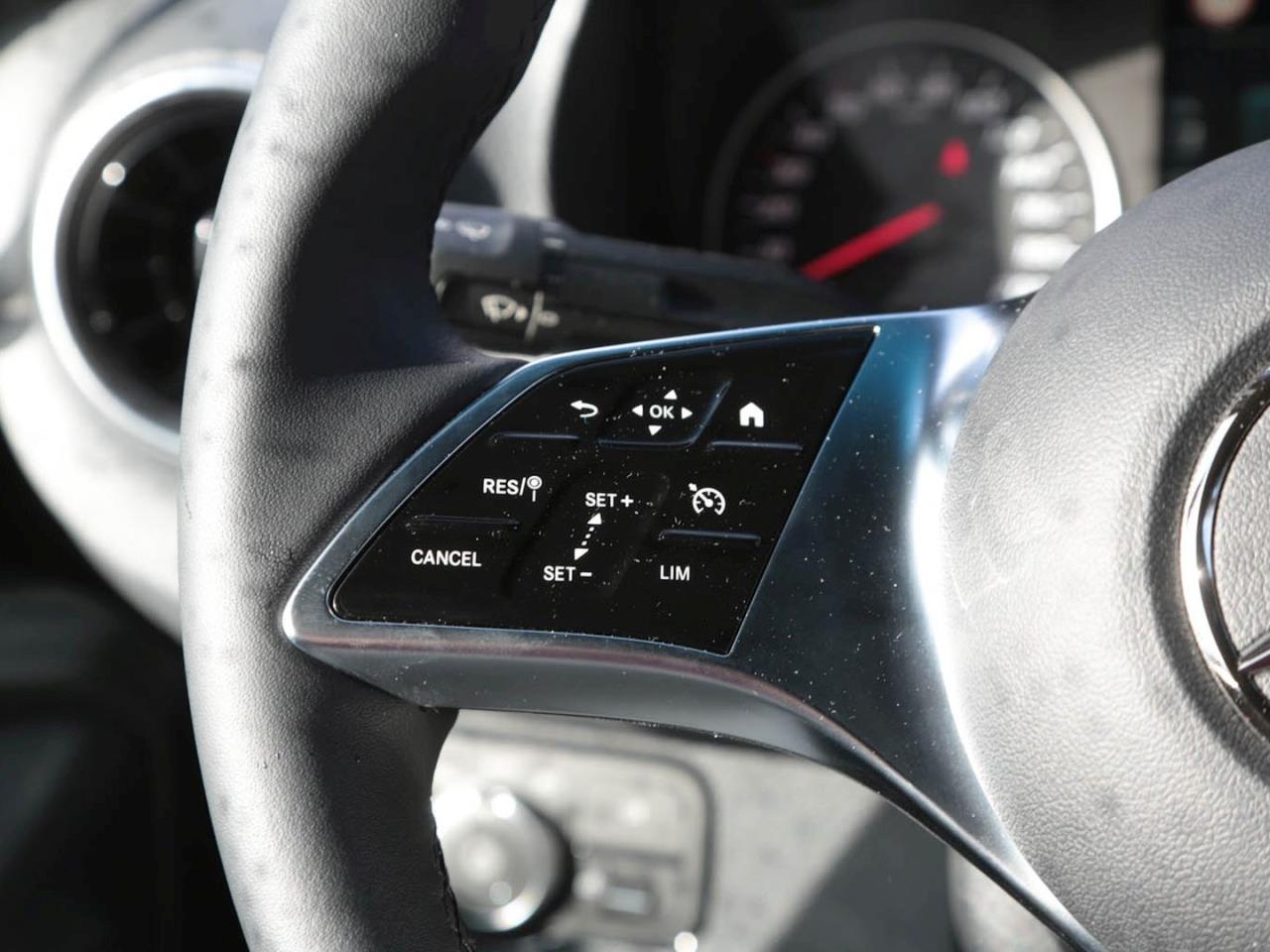 Mercedes-Benz Sprinter 317 CDI MBUX Kamera AHK TotwinkelAssist