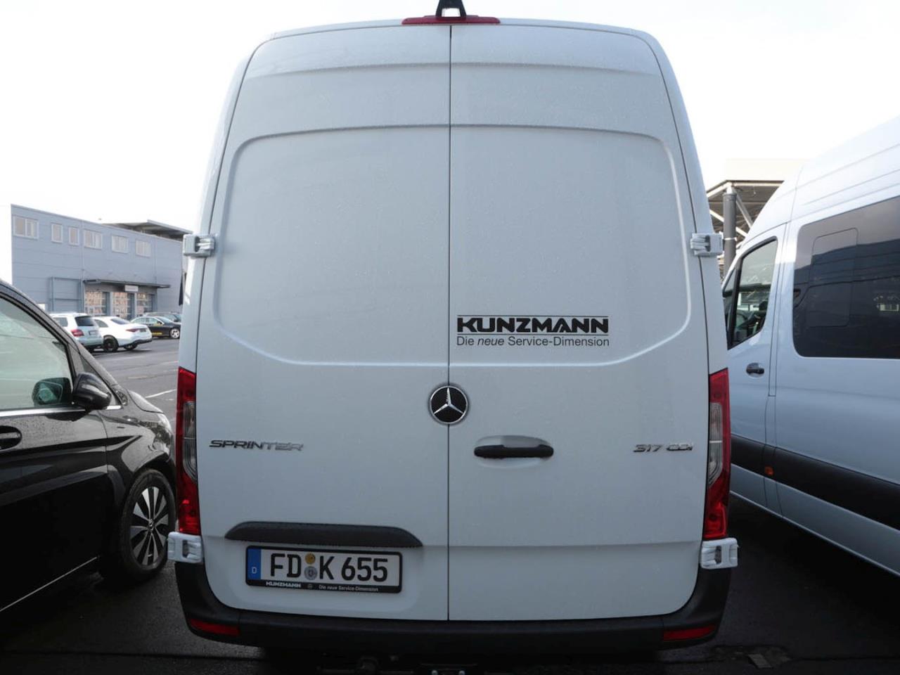 Mercedes-Benz Sprinter 317 CDI MBUX Kamera AHK TotwinkelAssist