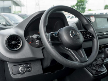 Mercedes-Benz Sprinter 317 CDI Kasten hoch MBUX Kamera Klima