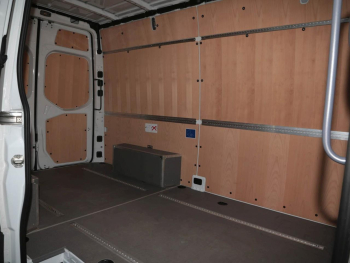 Mercedes-Benz Sprinter 317 CDI Kasten Hochdach MBUX Navi 360°