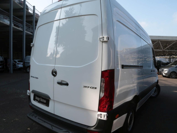 Mercedes-Benz Sprinter 317 CDI Kasten Hochdach MBUX Navi 360°