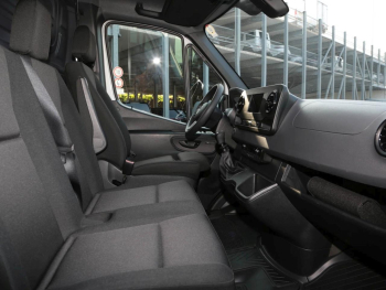 Mercedes-Benz Sprinter 317 CDI Kasten Hochdach MBUX Navi 360°