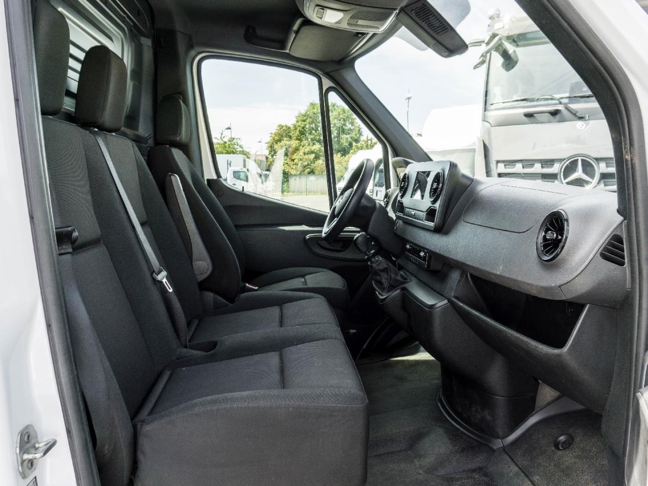 Mercedes-Benz Sprinter 317 CDI Kasten Hochdach lang MBUX Klima