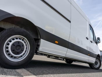 Mercedes-Benz Sprinter 317 CDI Kasten Hochdach lang MBUX Klima