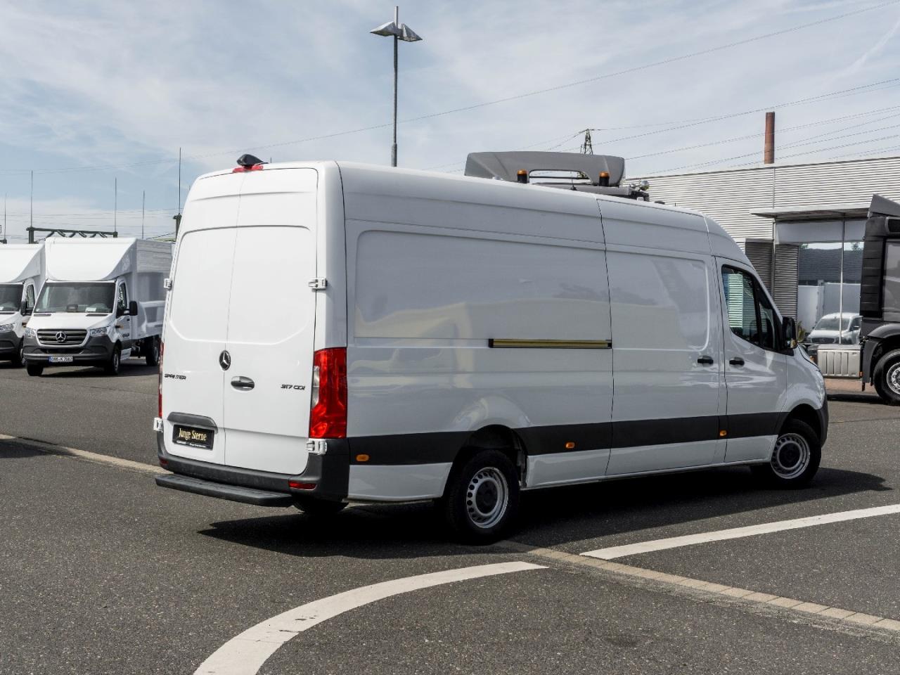 Mercedes-Benz Sprinter 317 CDI Kasten Hochdach lang MBUX Klima