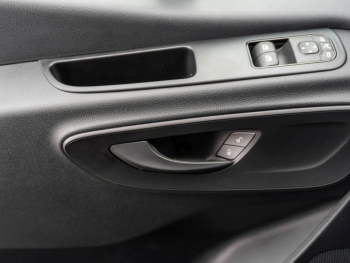 Mercedes-Benz Sprinter 317 CDI Kasten PRO Hochdach Standard AHK