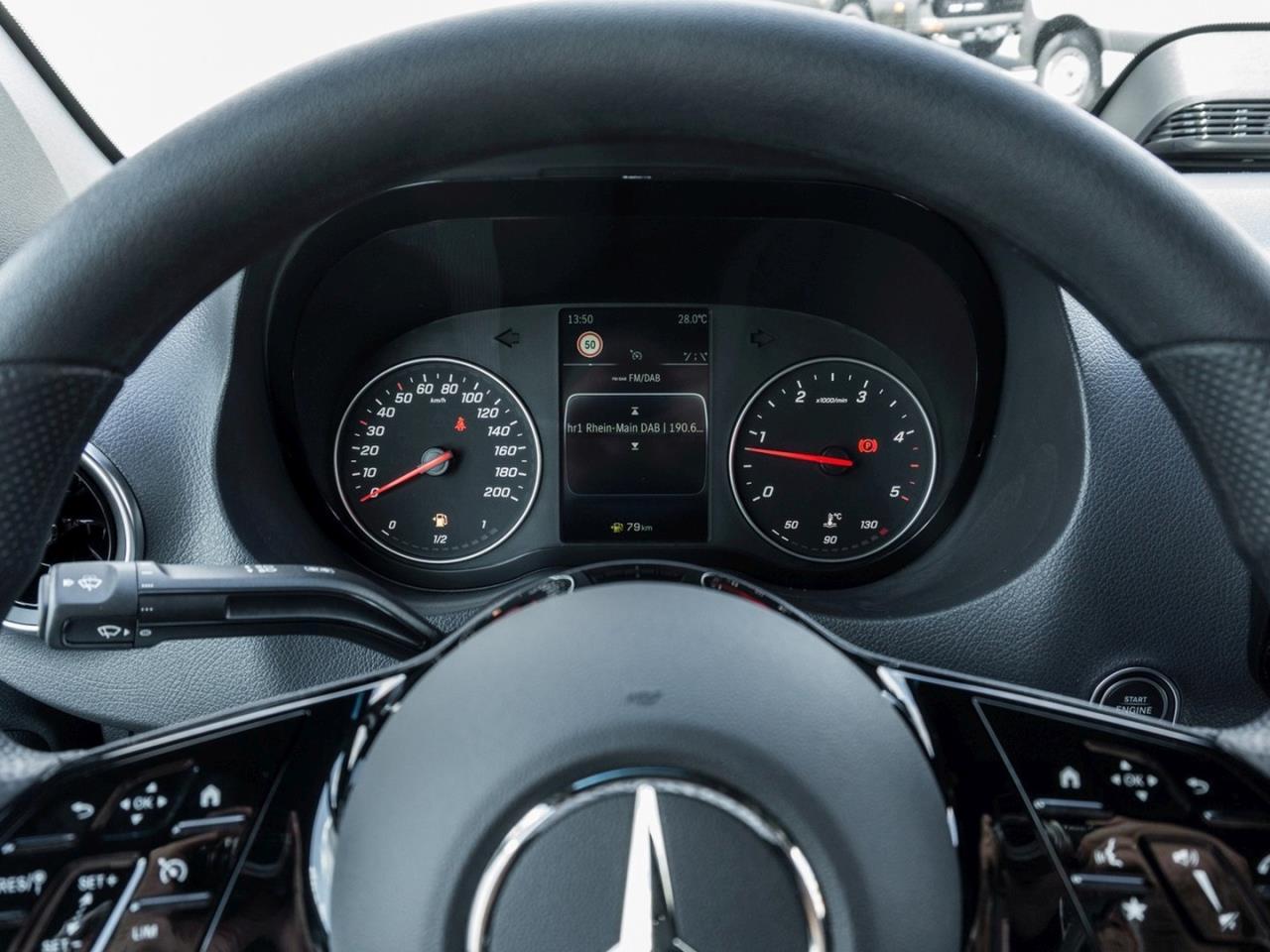 Mercedes-Benz Sprinter 317 CDI Koffer MBUX Navi Kamera SHZ