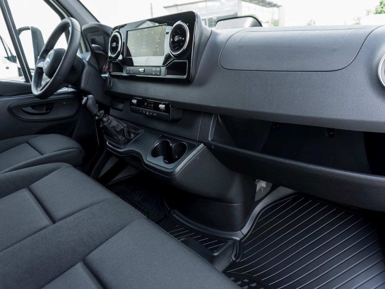 Mercedes-Benz Sprinter 317 CDI Koffer Navi SpurA Totwinkel SHZ