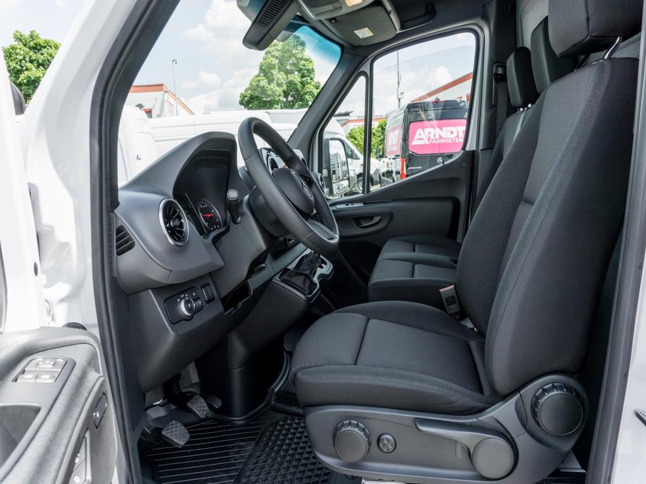 Mercedes-Benz Sprinter 317 CDI Koffer MBUX NAVI MBUX KlimaA