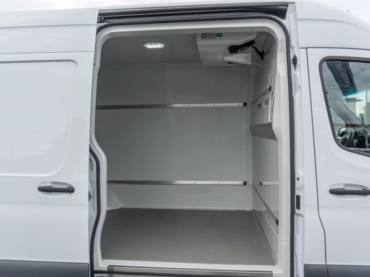 Mercedes-Benz Sprinter 317 CDI Kühlkasten Hochdach Winter AHK