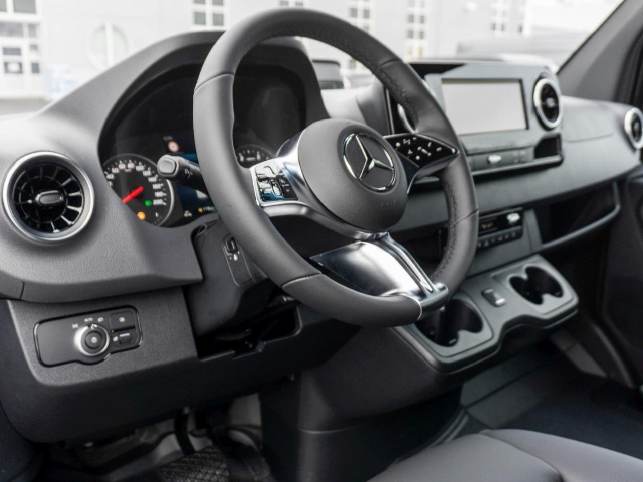 Mercedes-Benz Sprinter 317 CDI Tourer SELECT Hochdach Lang SHZ