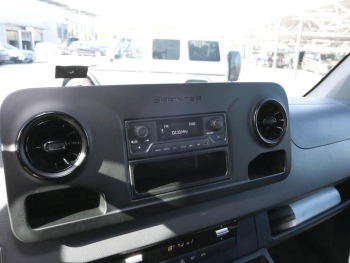 Mercedes-Benz Sprinter 516 CDI Pritsche Lang Klima SpurH SHZ