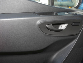 Mercedes-Benz Sprinter 516 CDI Pritsche Lang Klima SpurH SHZ