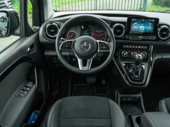 Mercedes-Benz T 160 d Progressive MBUX Navi+ Kamera Keyless-Go