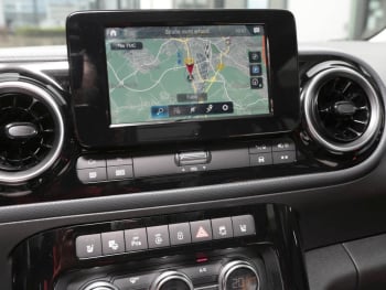 Mercedes-Benz T 160 d STYLE Standard MBUX Navi Kamera Park-P