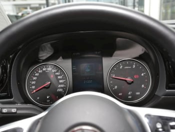 Mercedes-Benz T 160 d STYLE Standard MBUX Navi Kamera Park-P