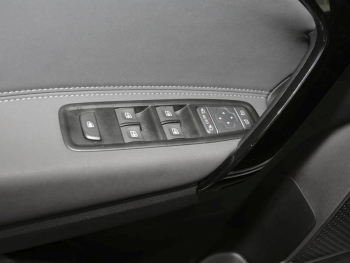 Mercedes-Benz T 160 d STYLE Standard MBUX Navi Kamera Park-P