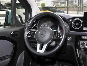 Mercedes-Benz T 160 d STYLE Standard MBUX Navi Kamera Park-P