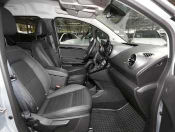 Mercedes-Benz T 160 d STYLE Standard MBUX Navi Kamera Park-P