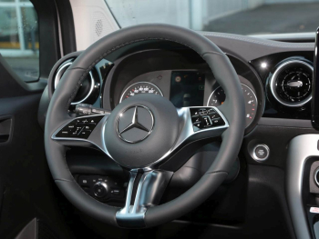 Mercedes-Benz T 180 d MBUX Navi+ AHK Kamera Spiegel-Paket