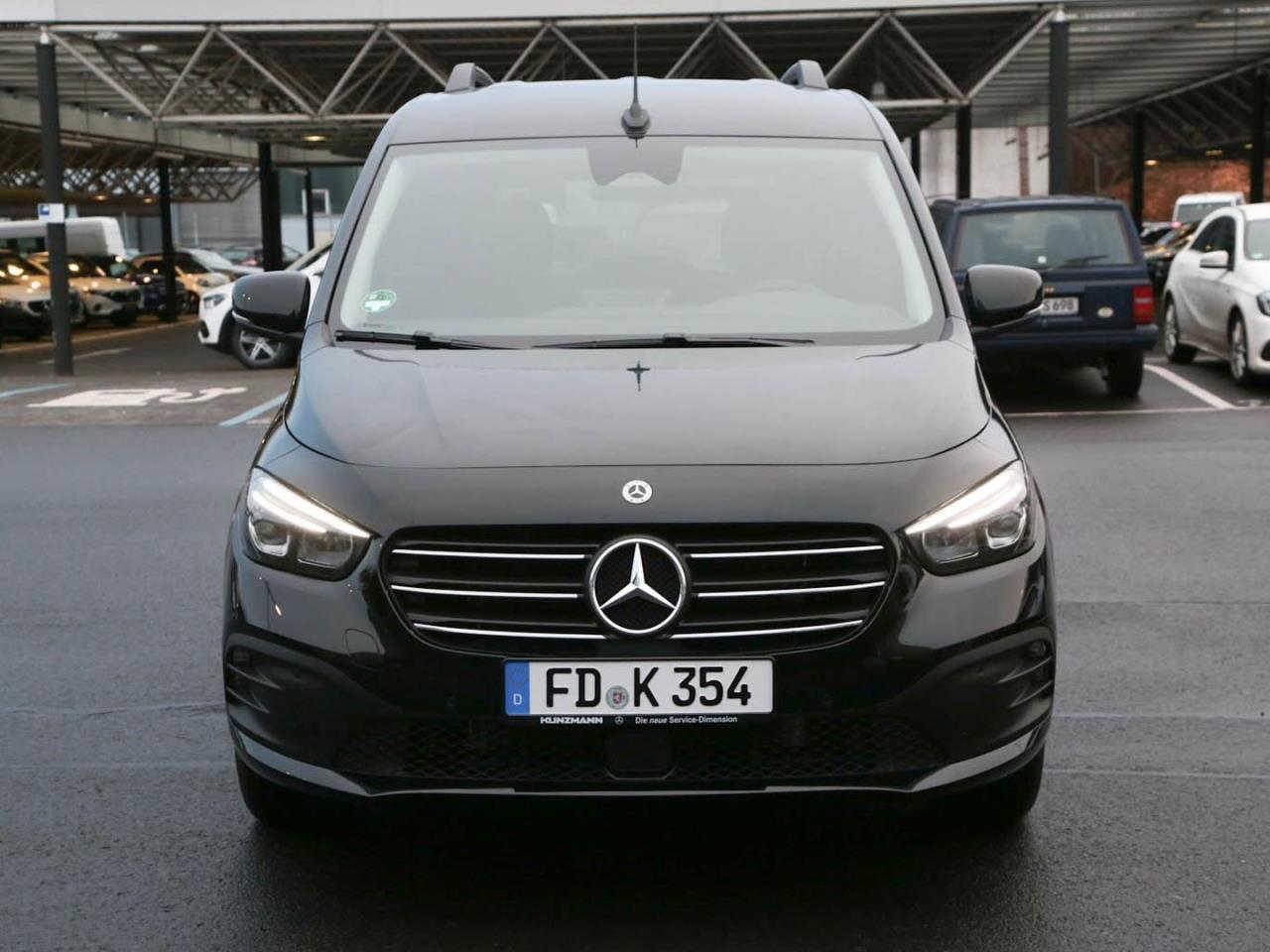 Mercedes-Benz T 180 d MBUX Navi Park-Assist Kamera Spiegel-P
