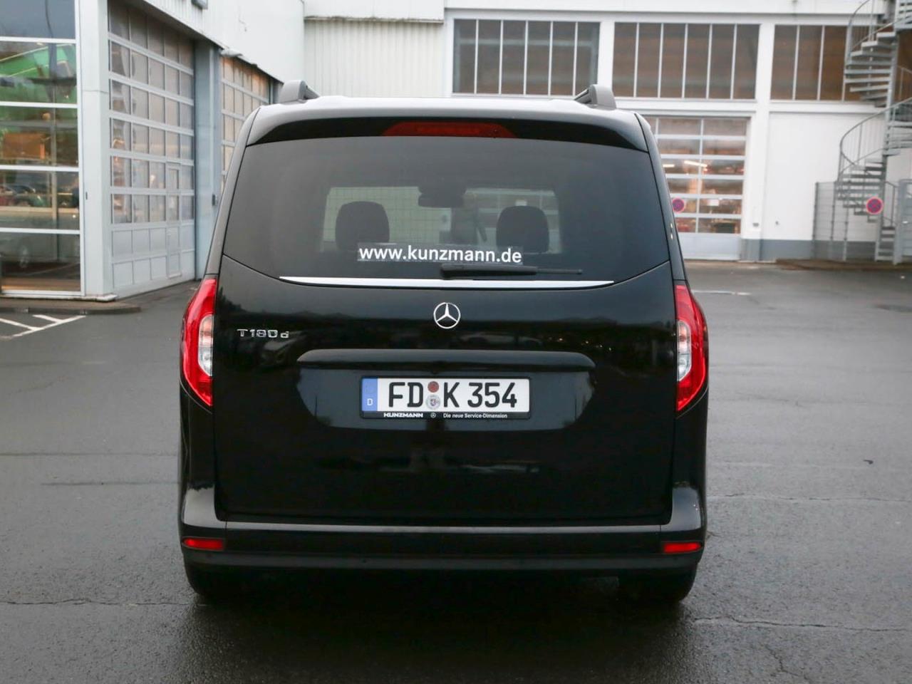 Mercedes-Benz T 180 d MBUX Navi Park-Assist Kamera Spiegel-P