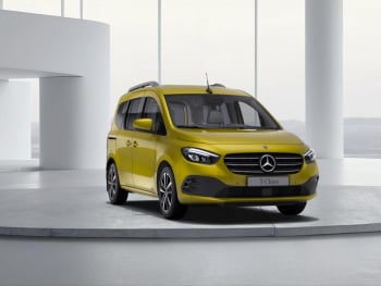 Mercedes-Benz T 180 d PROGRESSIVE Standard MBUX Navi AHK Kamera