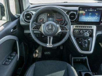 Mercedes-Benz T 180 d PROGRESSIVE Standard MBUX Navi Kamera