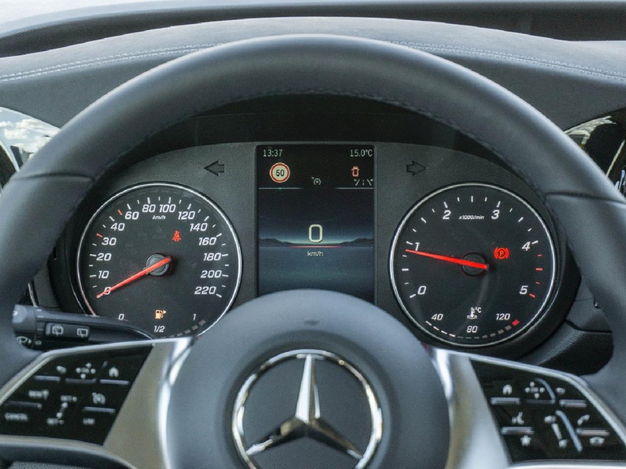 Mercedes-Benz T 180 d PROGRESSIVE Standard MBUX Navi Kamera