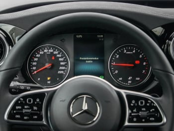 Mercedes-Benz T 180 Progressive Edition MBUX Navi AHK Kamera