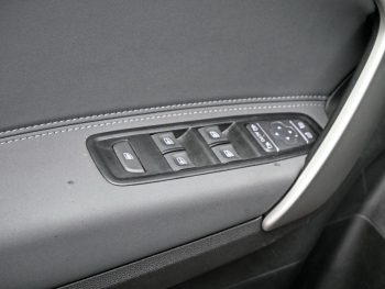 Mercedes-Benz T 180 PROGRESSIVE Standard Navi Kamera Spiegel-P