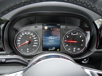 Mercedes-Benz T 180 PROGRESSIVE Standard Navi Kamera Spiegel-P