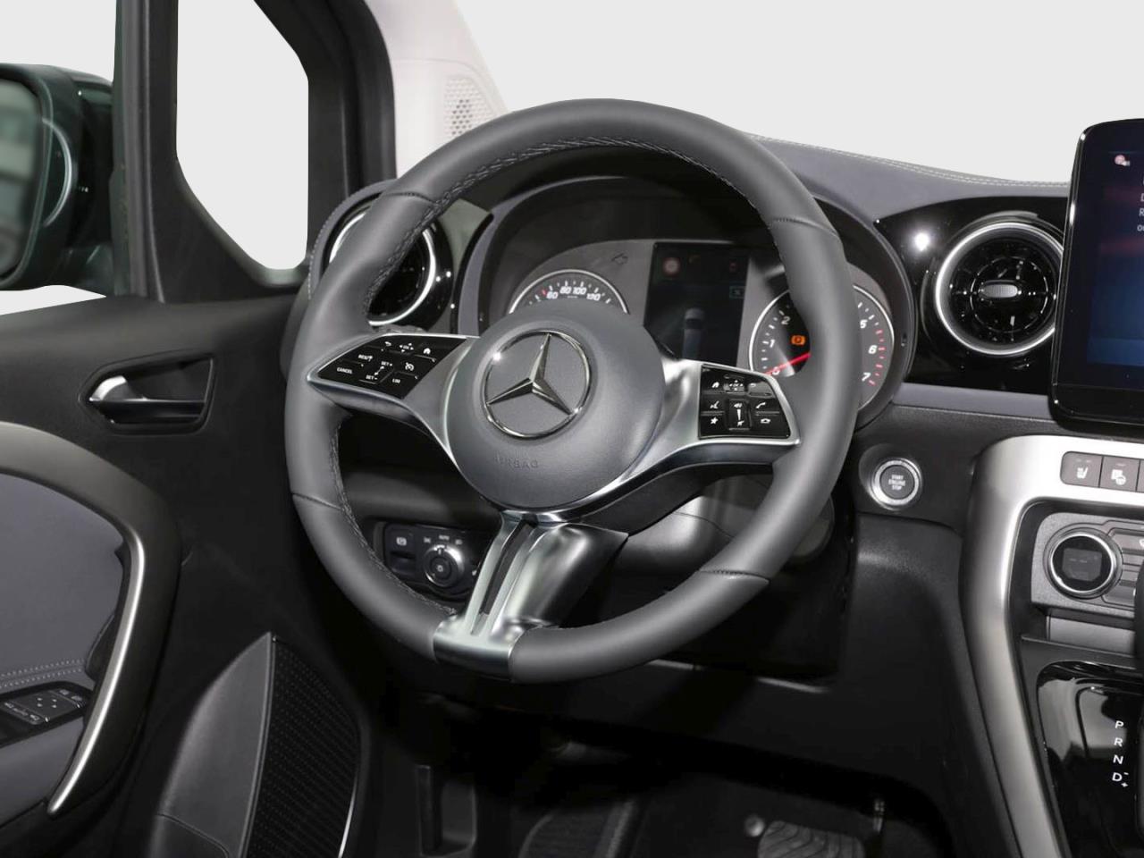 Mercedes-Benz T 180 PROGRESSIVE Standard AHK Klima Kamera