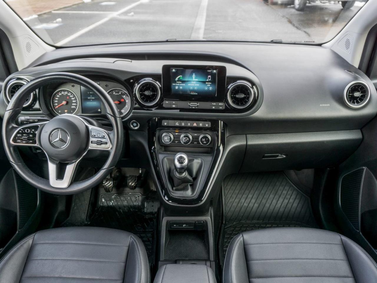 Mercedes-Benz T 180 STYLE Standard Kamera Spurhalte Paket SHZ