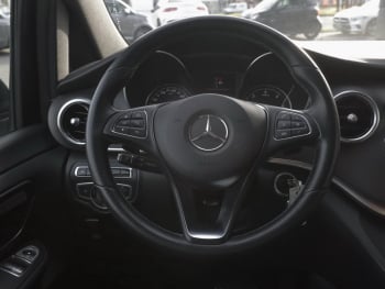 Mercedes-Benz V 250 BT Lang LED Kamera TotwinkelAssist ParkP 