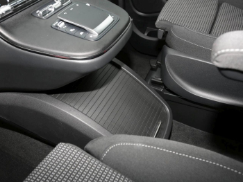 Mercedes-Benz V 220 d 4MATIC STYLE Lang AMG Distronic 360° AHK