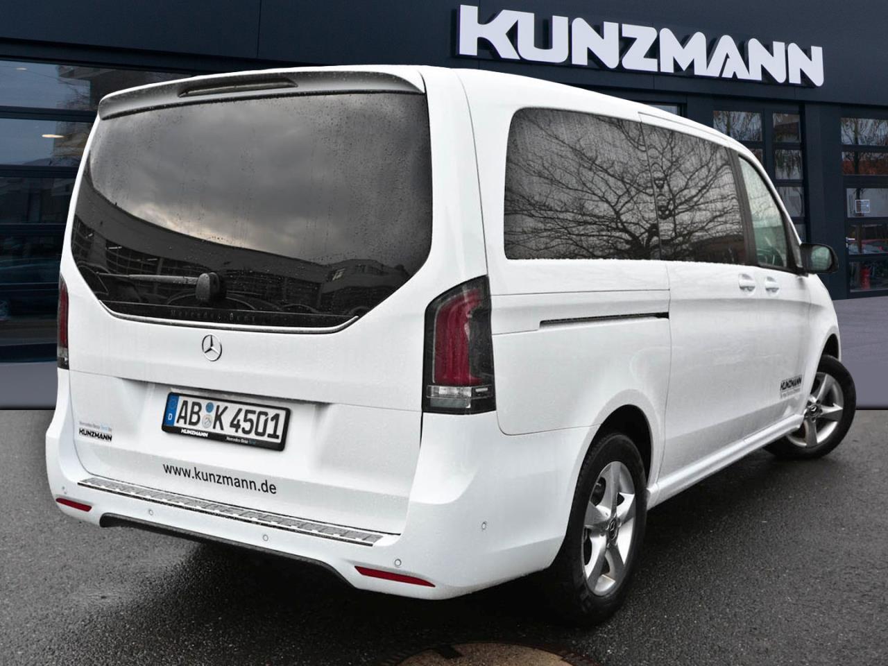 Mercedes-Benz V 220 d 4MATIC STYLE Lang AMG Distronic 360° AHK