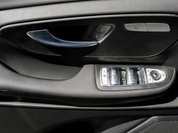 Mercedes-Benz V 220 d EDITION lang MBUX NAVI 9G ParkP Kamera