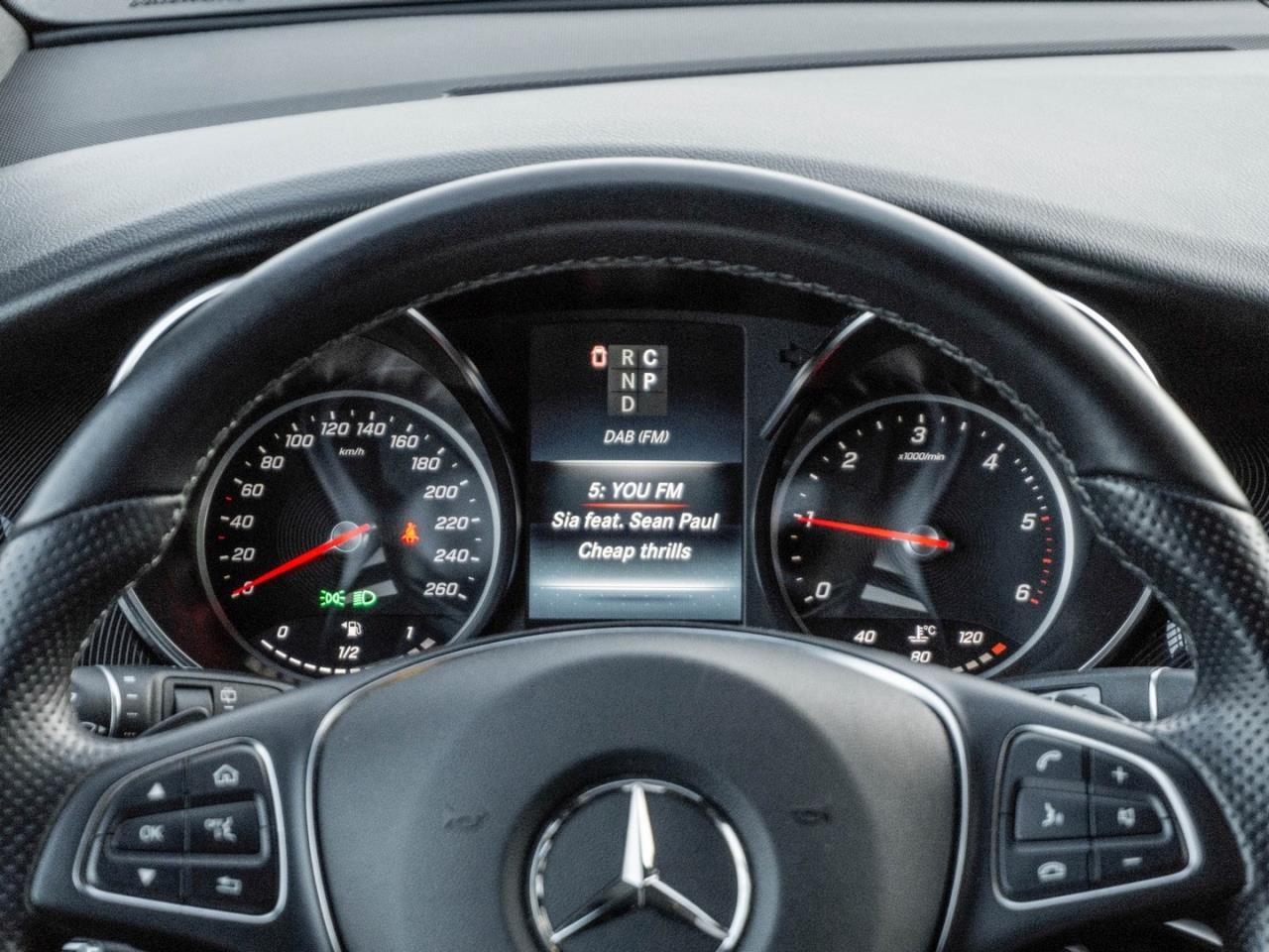 Mercedes-Benz V 220 d EDITION lang Navigation SpurH Kamera