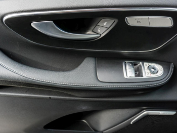 Mercedes-Benz V 250 d 4M AVANTGARDE Lang Panorama 360° AHK