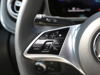 Mercedes-Benz V 250 d 4M AVANTGARDE Lang AMG AHK Panorama