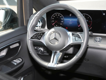 Mercedes-Benz V 250 d 4M AVANTGARDE Lang AMG AHK Panorama