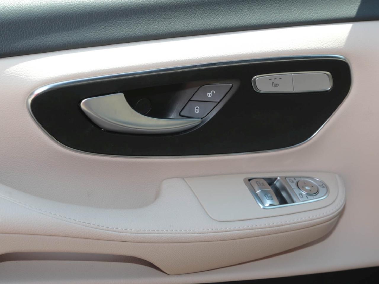 Mercedes-Benz V 250 d 4M AVANTGARDE Lang AMG Distronic AHK